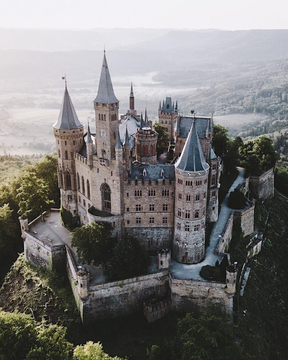 Замок Гогенцоллерн (Burg Hohenzollern), Германия