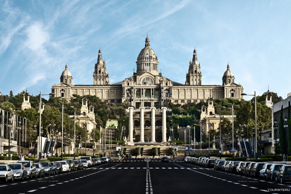 Дворец Монжуик в Барселоне