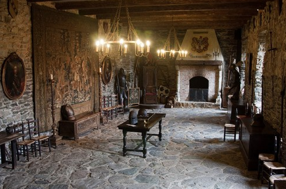 Интерьер замка средневекового Чахтицкий