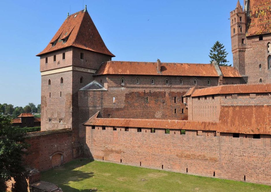 Кирпичный замок – Мариенбург