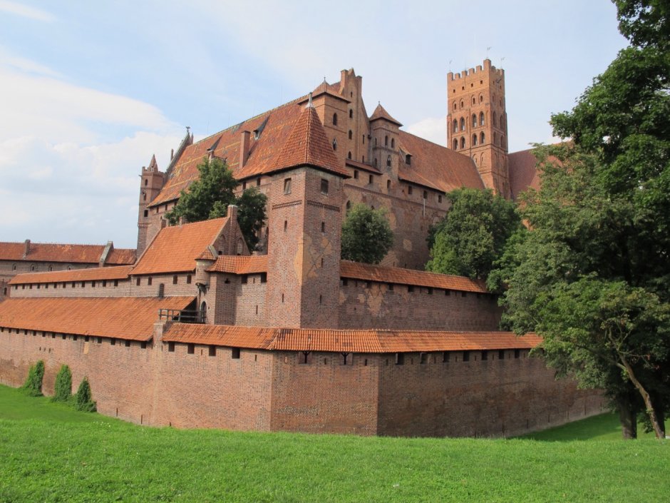 Скульптура замка Мальборк, Польша