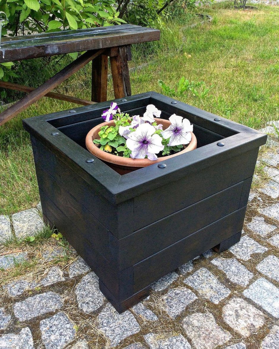 Клумбы для цветов лофт
