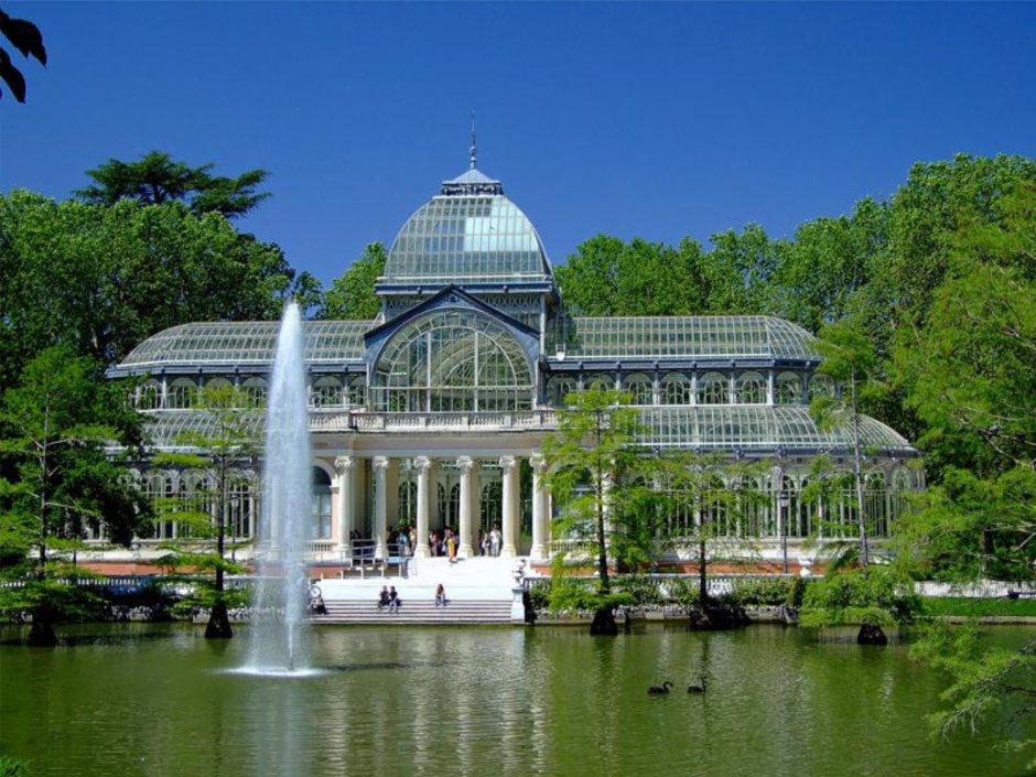 Мадрид парк Ретиро дворец