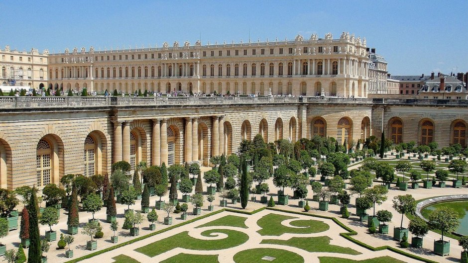 Королевский дворец и парк в Версале