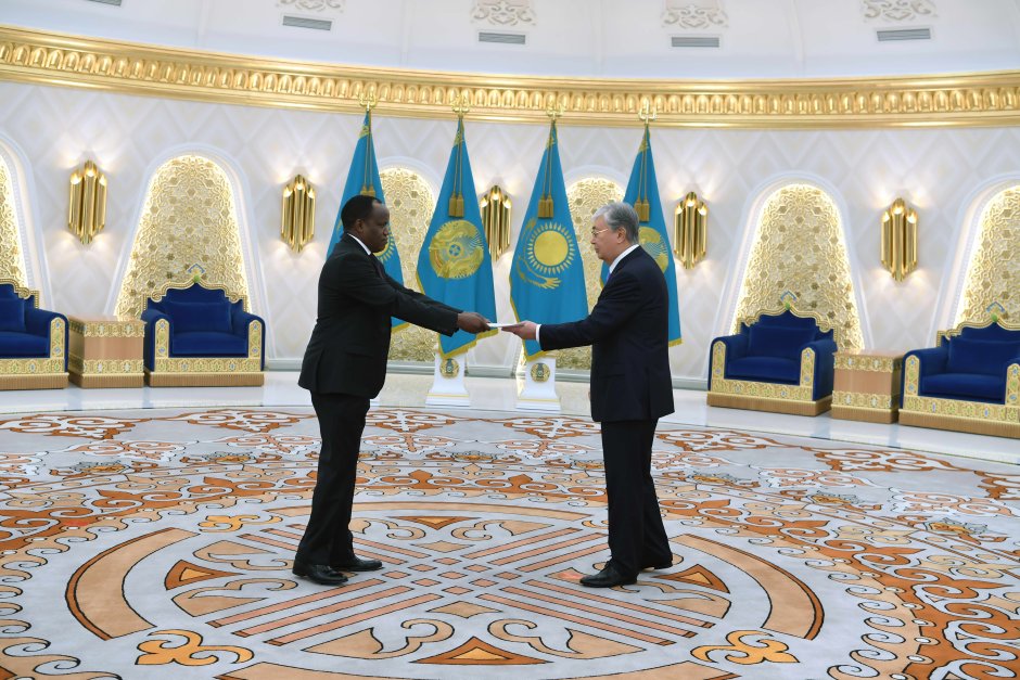 Дворец независимости в г. Астана