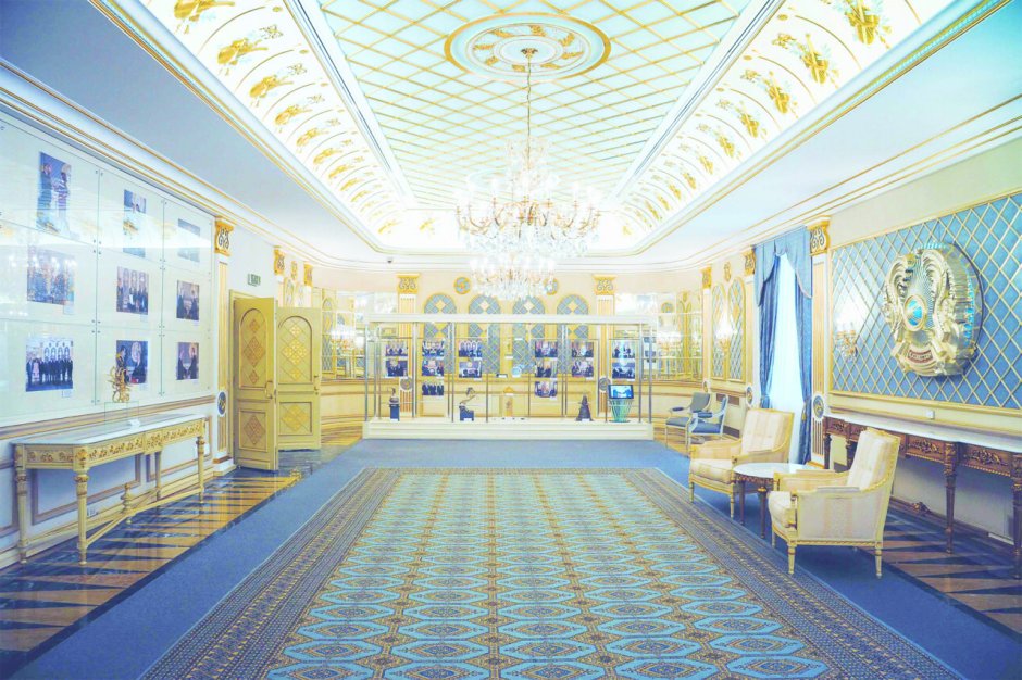 Резиденция президента Казахстана внутри