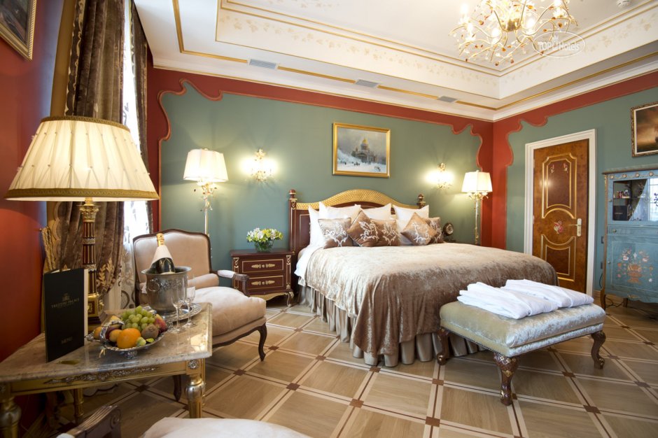 Отель дворец Трезини