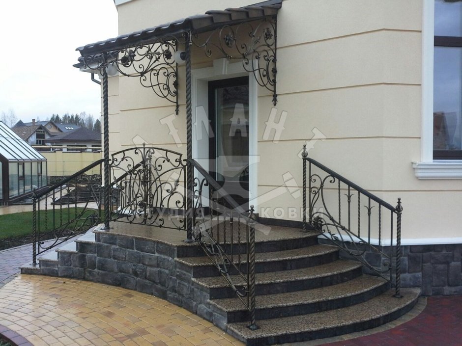 Уличные лестницы для загородного дома