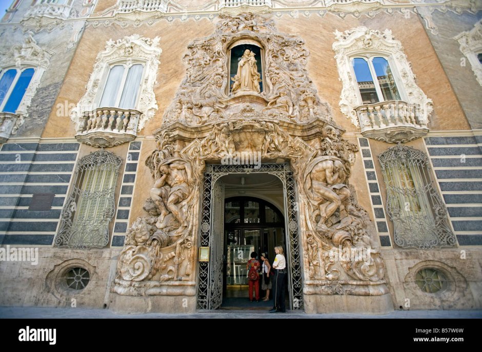 Дворец маркизов дос Агуас в Валенсии