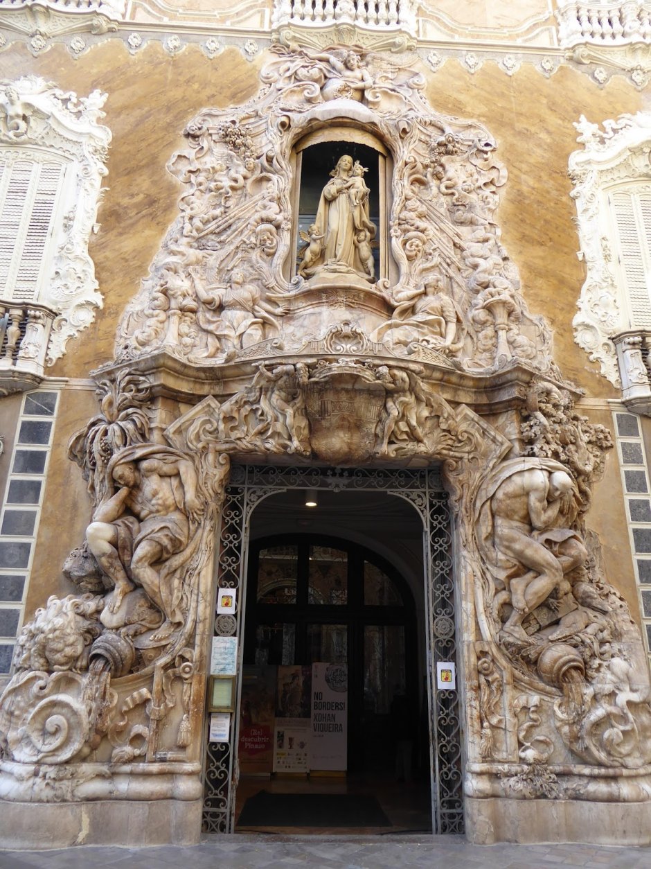 Музей керамики в Валенсии Испания