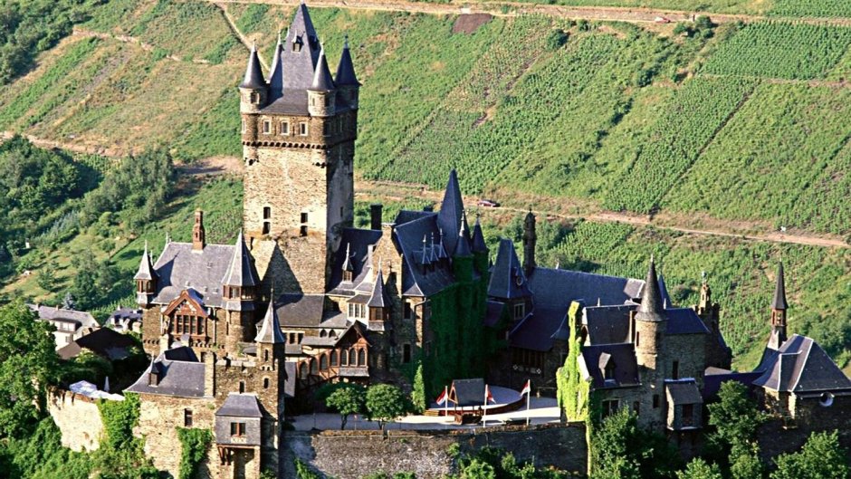 Замок Фриденталь Германия фото