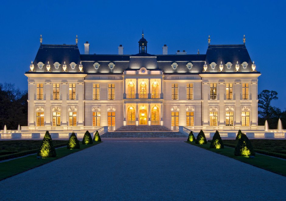 Особняк Chateau Louis XIV