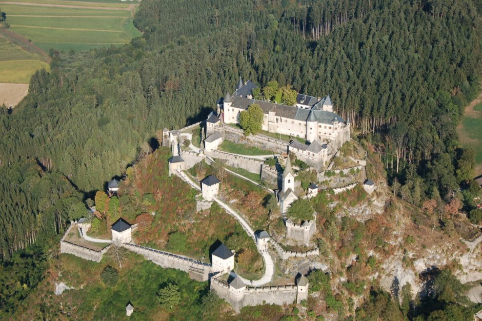 Замок Хохостервиц Австрия