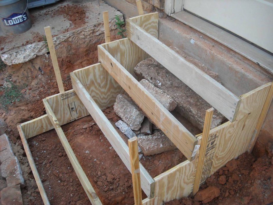Заливка бетоном деревянные ступени