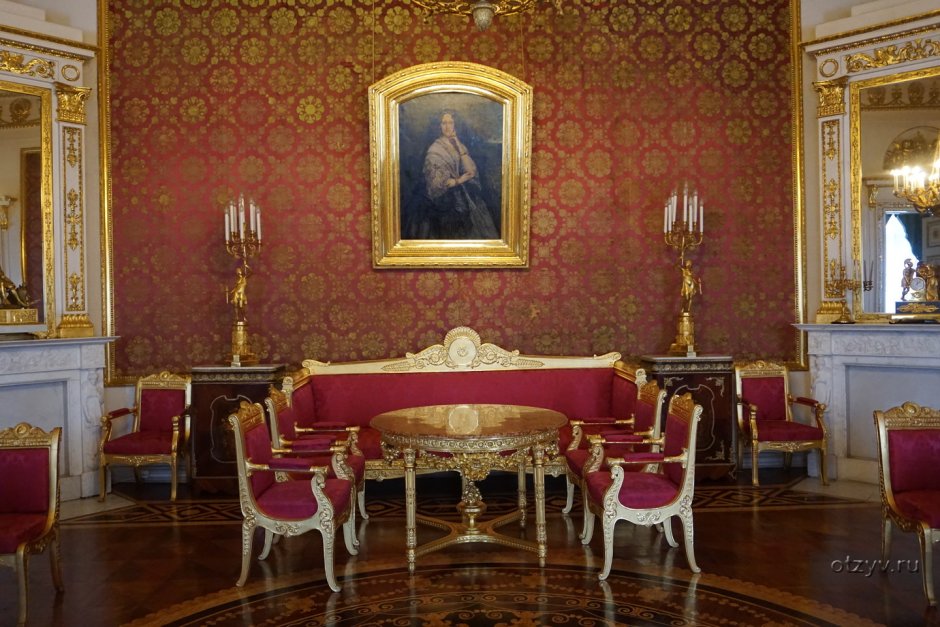 Спальня императрицы Александры Федоровны в Александровском Дворце