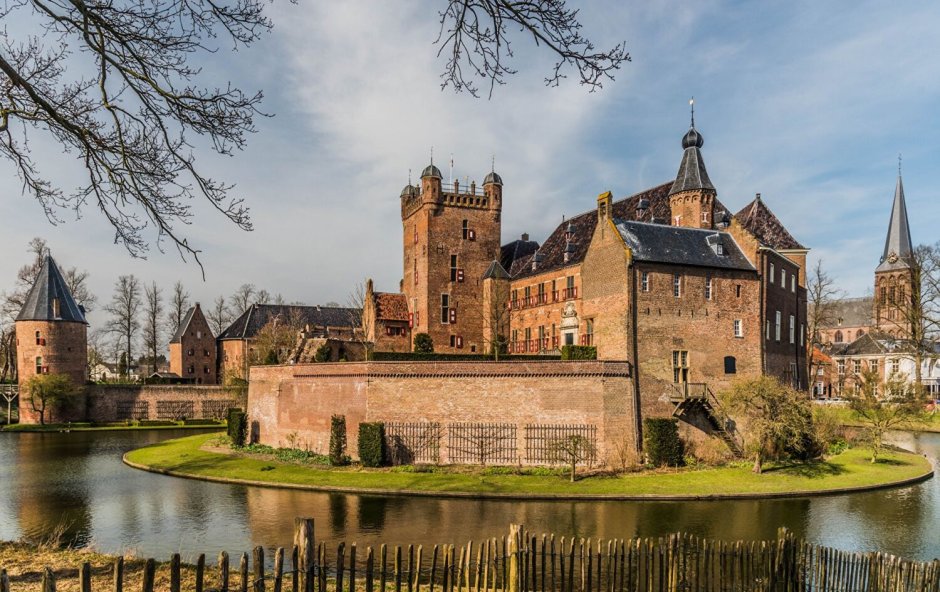 Званенбург (Нидерланды) замок
