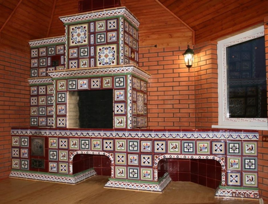 Печь с лежанкой изразцовой