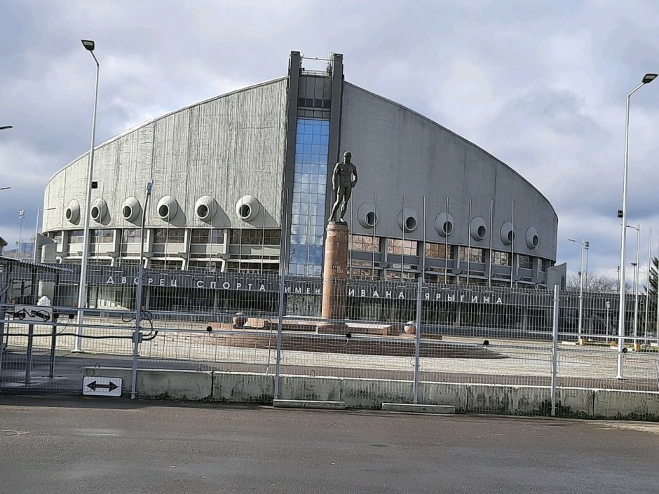 Памятник Ярыгину в Красноярске