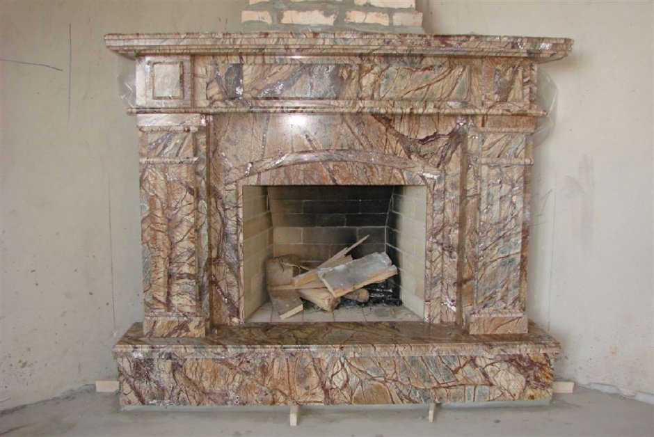 Отделка камина плиткой Керама Марацци