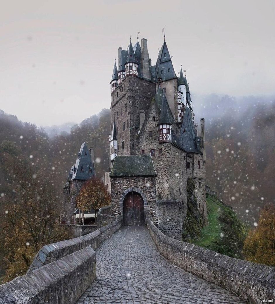 Замок Эльц Германия