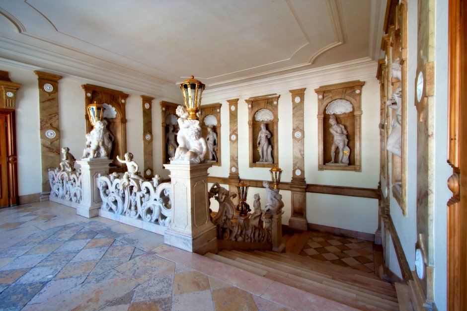 Зальцбург дворец Мирабель интерьеры