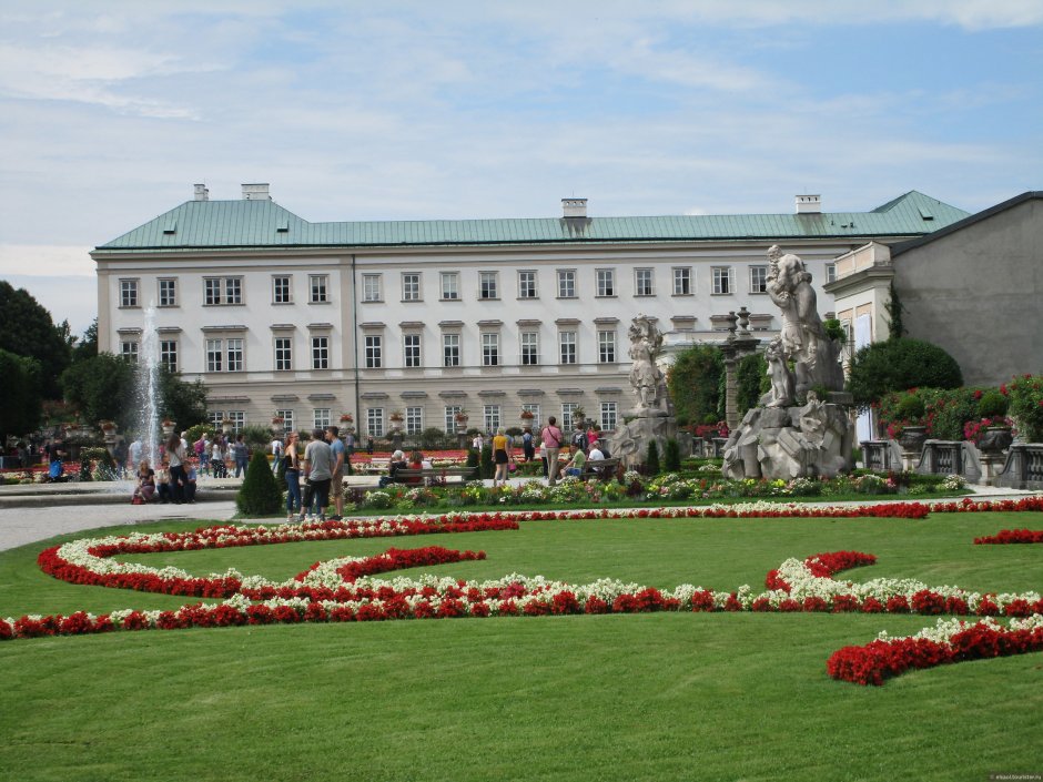 Дворец Мирабель Зальцбург