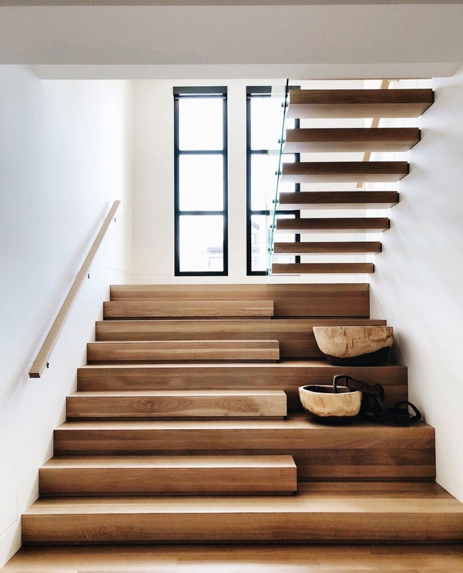 Ferris Rafauli Drake Home