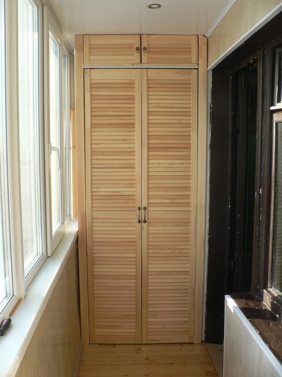 Двери для шкафа на балкон