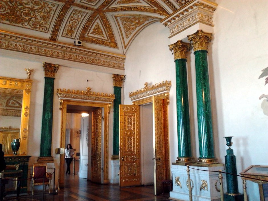 Эрмитаж зимний дворец малахитовый зал