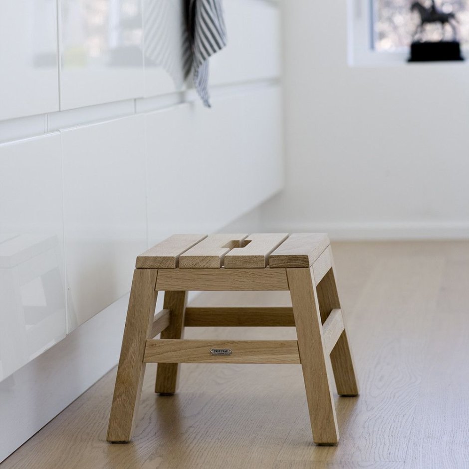 Табурет-лестница ikea БЕКВЭМ