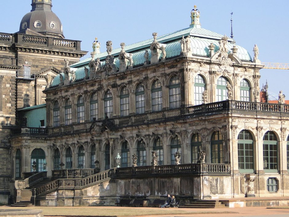 Замок Цвингер в Дрездене внутри