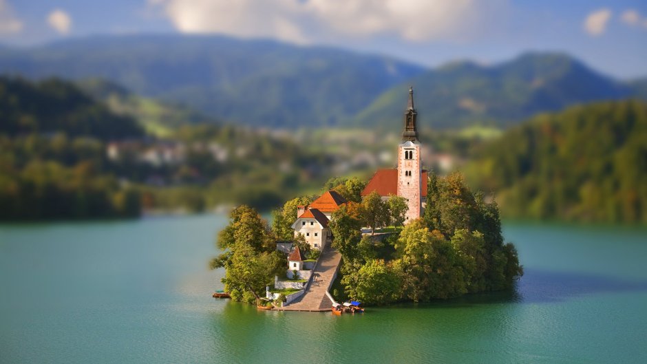 Церковь Успения Девы Марии озеро Блед Словения