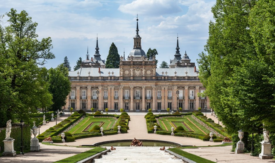 Королевский дворец в Мадриде комнаты