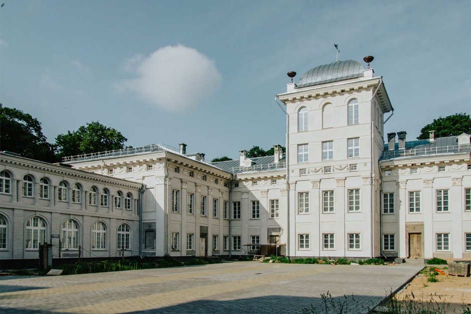 Воронцовский дворец мраморный зал Грузия