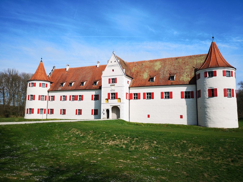 Нойбургский замок Бавария