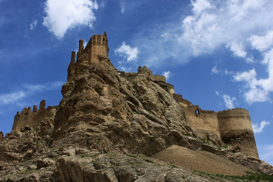 Крепость Аламут в Иране