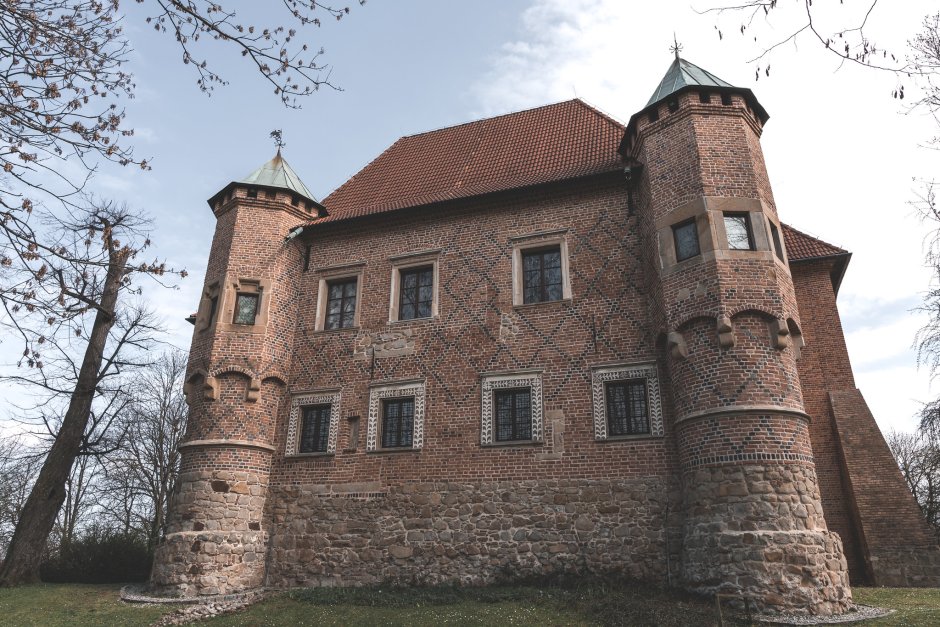 Польша замок Баранув Сандомерский
