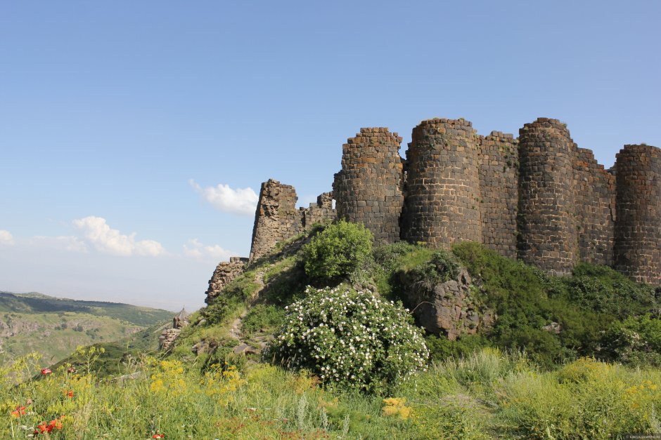 Армения монастырь Амберд