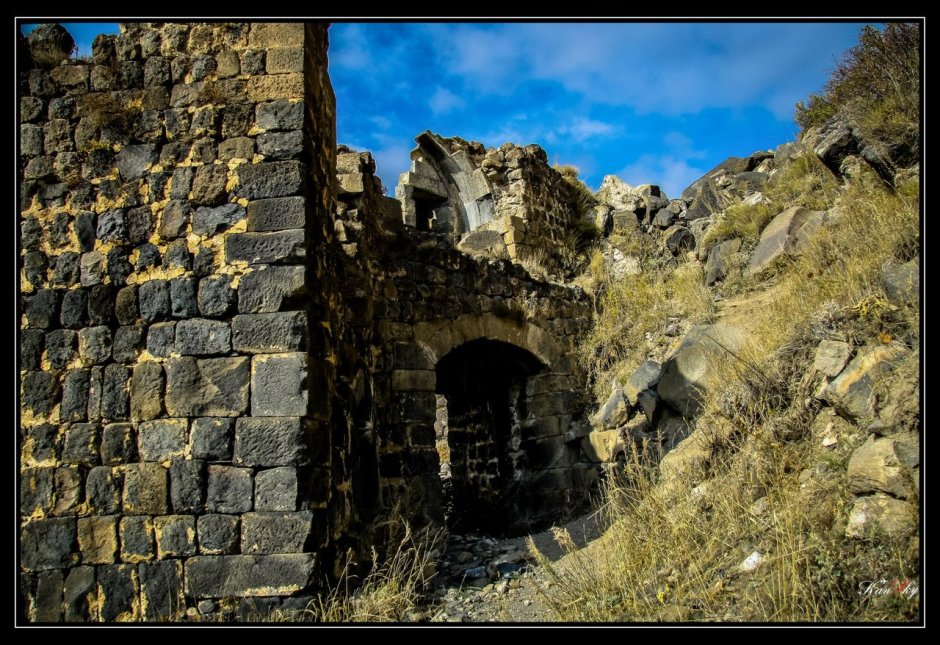Крепость-замок Амберд изнутри