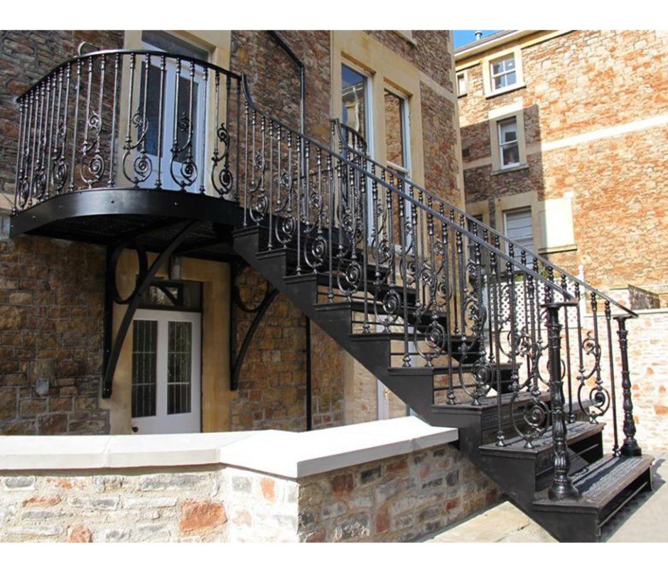 Кованые лестницы уличные