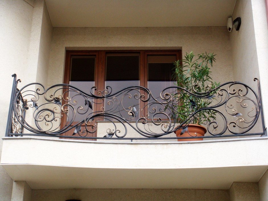 Балкон кованый в частном