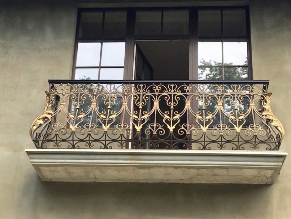 Балкон в стиле лофт