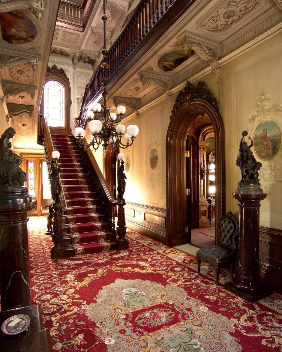 Букингемский дворец лестница