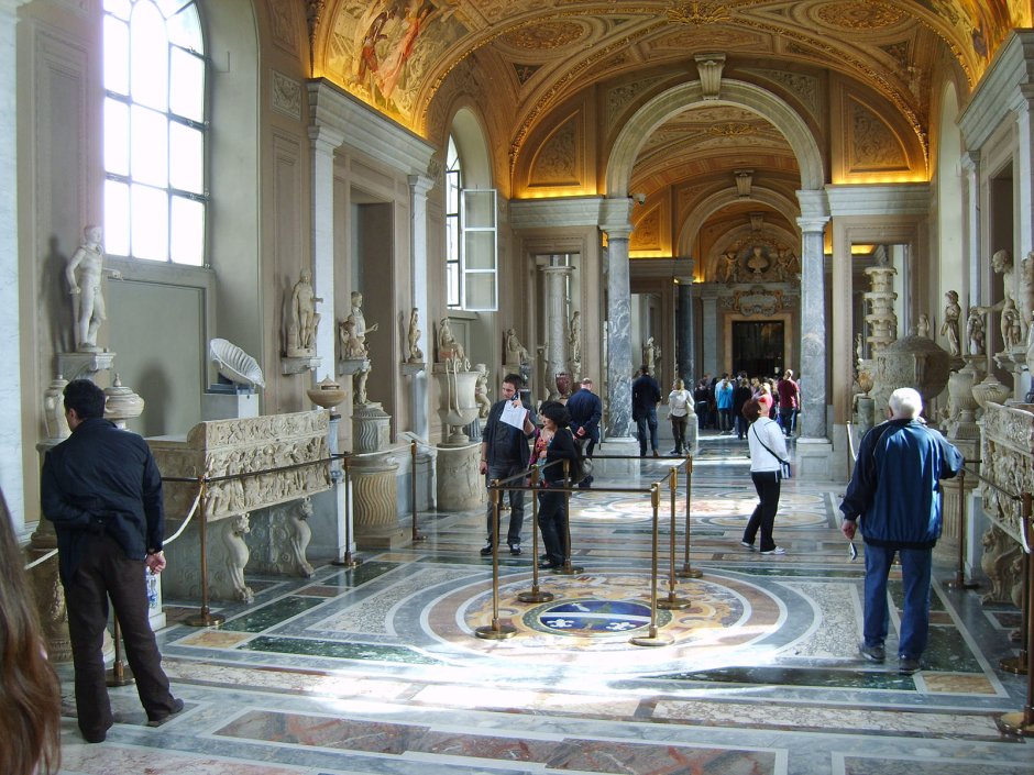 Бельведерский дворец в Ватикане