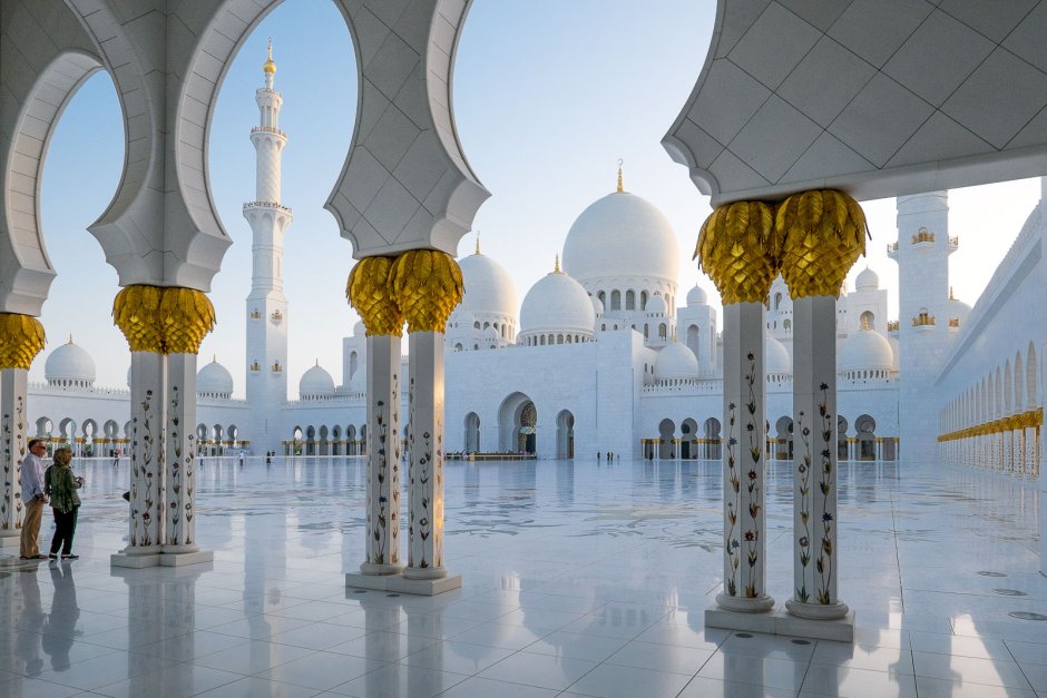 Люстра в мечети шейха Зайда в Абу-Даби