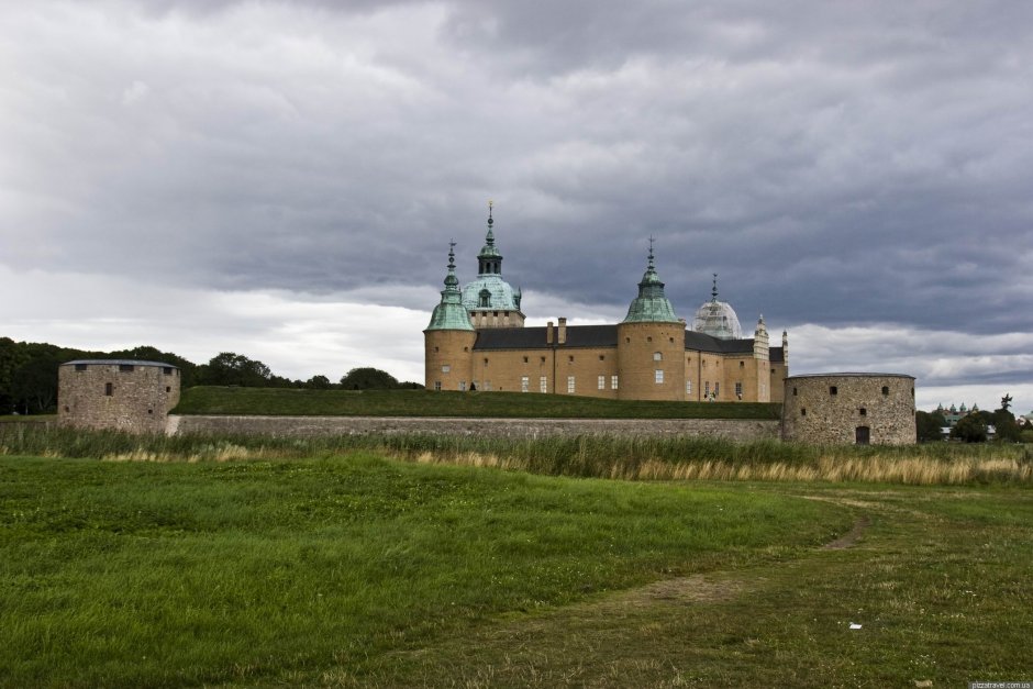 Замок кальмар в Швеции