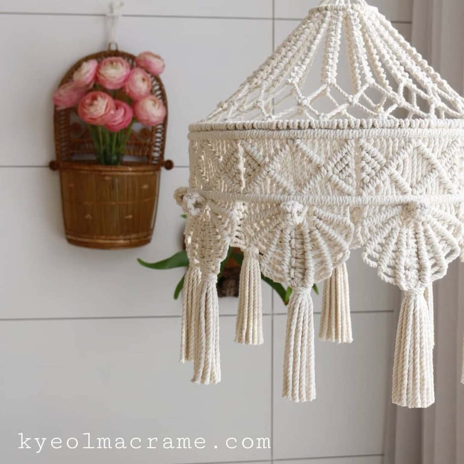 Macrame lampshade