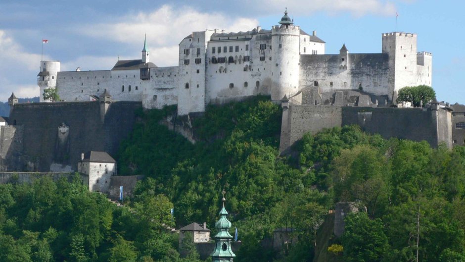 Хоэнзальцбург замок планировка