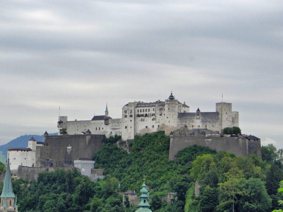 Замок Хоэнзальцбург башня краут