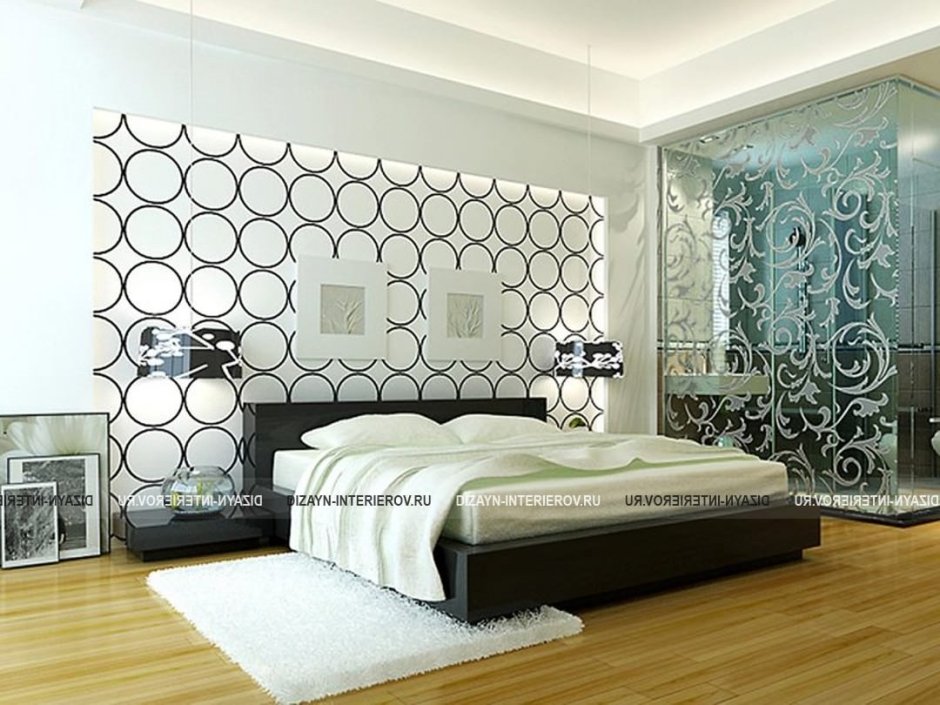 Стеклянные панели в интерьере спальни